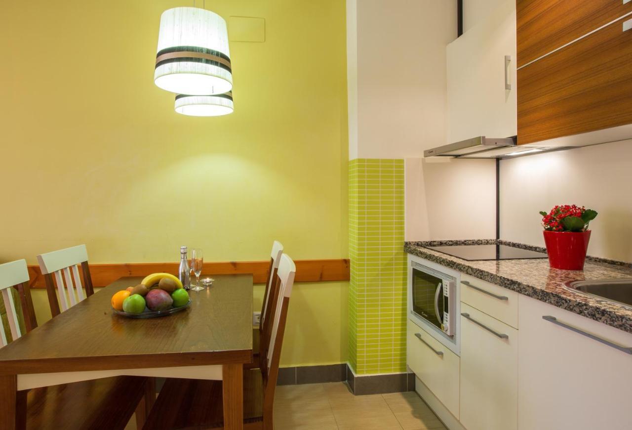 Leo Punta Umbria (Adults Only) Apartment Exterior photo
